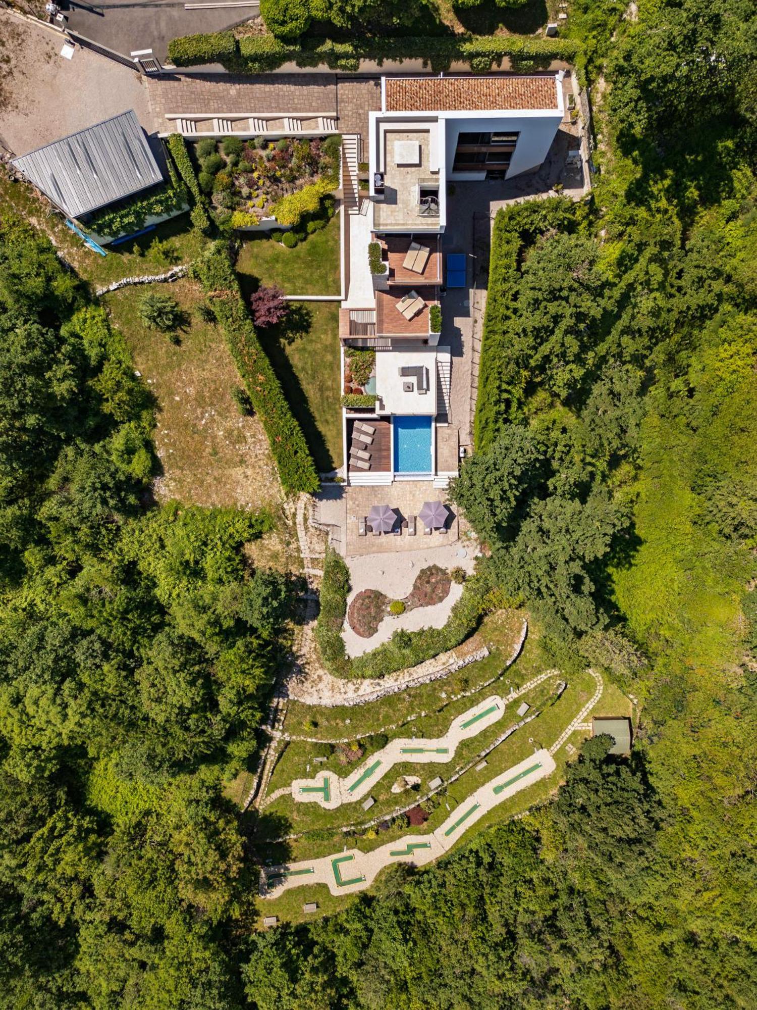 Altavista - Seaview & Relax With Heated Pool & Minigolf * Opatija