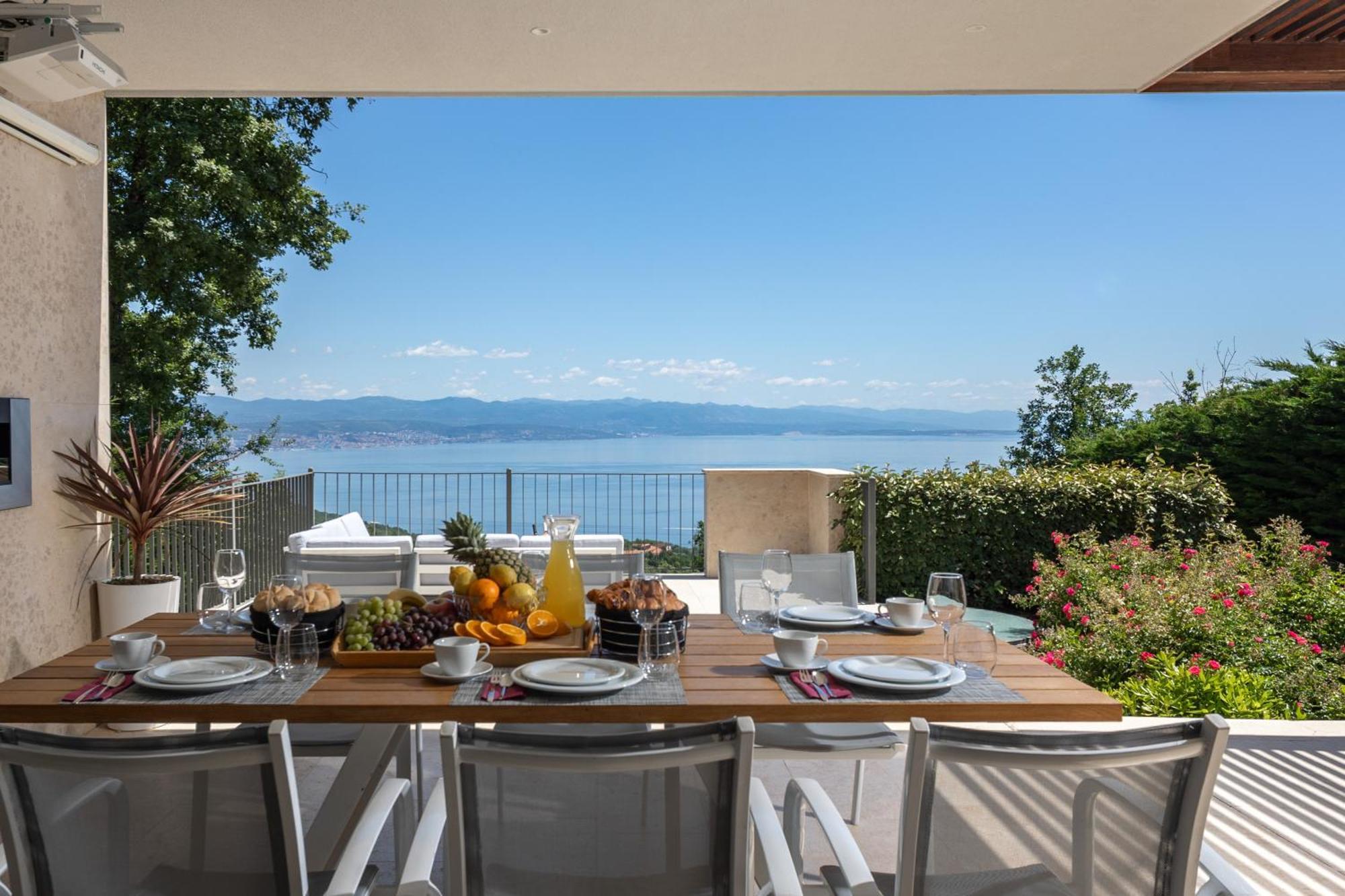 Altavista - Seaview & Relax With Heated Pool & Minigolf Villa *