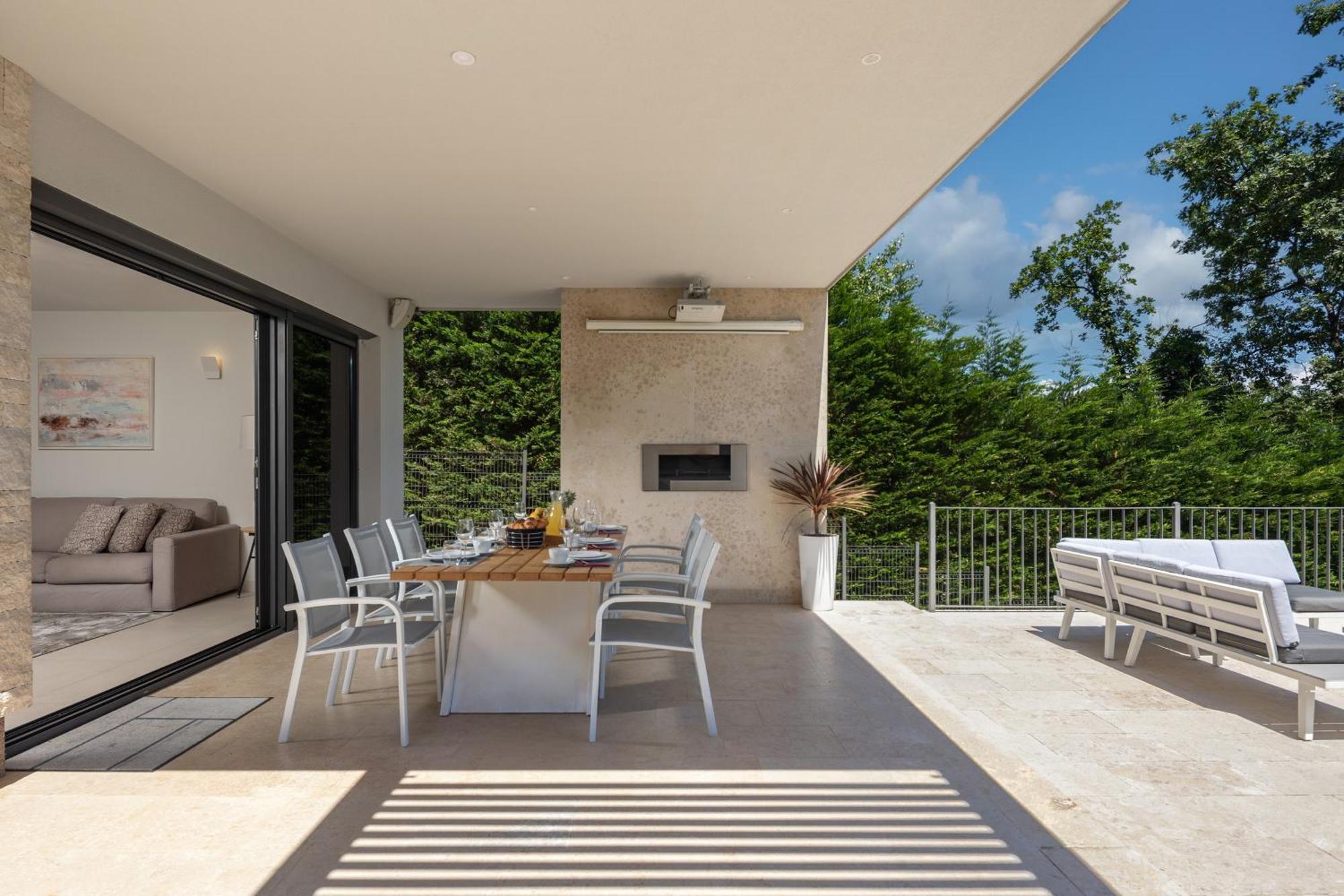 Altavista - Seaview & Relax With Heated Pool & Minigolf Villa *