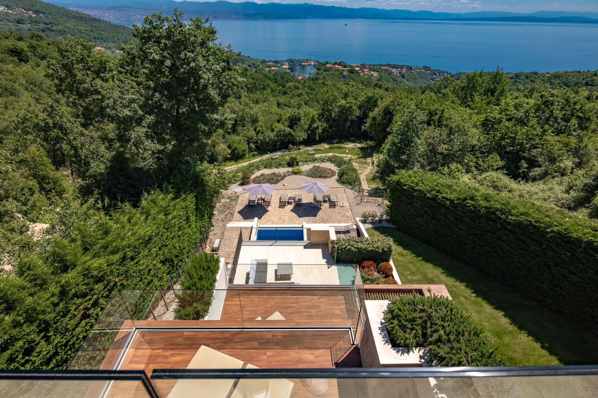 Altavista - Seaview & Relax With Heated Pool & Minigolf Villa Opatija