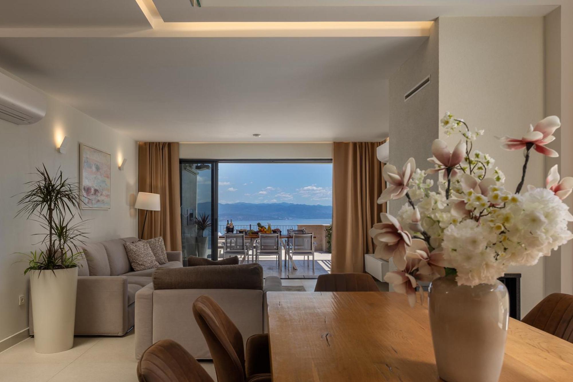 Altavista - Seaview & Relax With Heated Pool & Minigolf Opatija