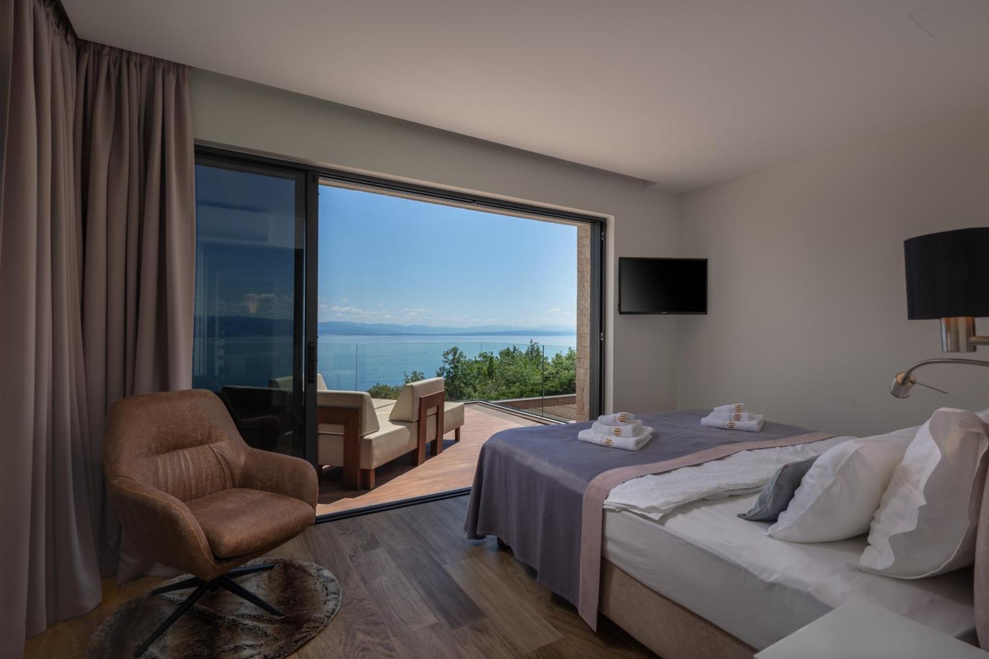 Altavista - Seaview & Relax With Heated Pool & Minigolf * Opatija