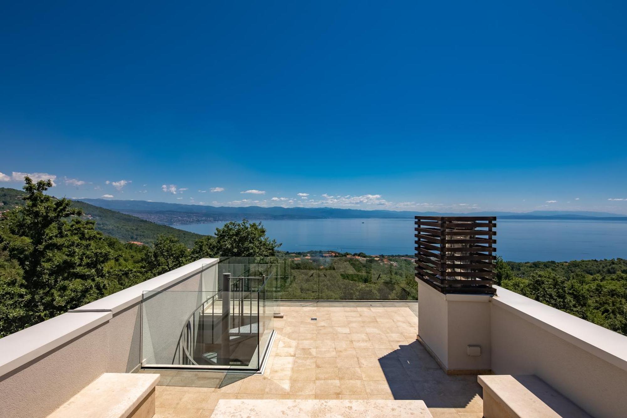 Altavista - Seaview & Relax With Heated Pool & Minigolf
