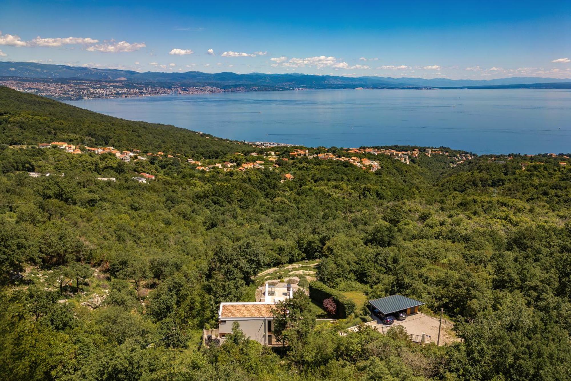 Villa Altavista - Seaview & Relax With Heated Pool & Minigolf