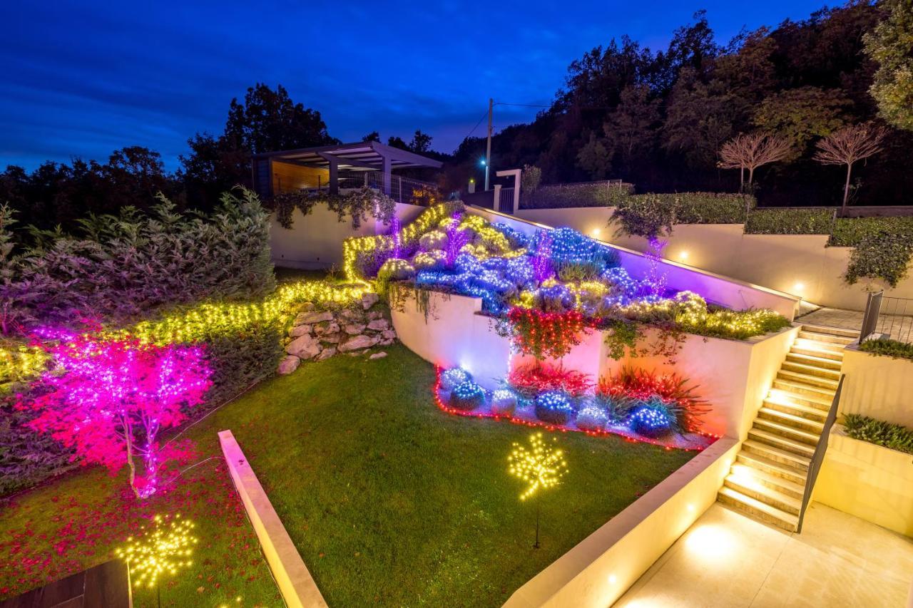 Vila Altavista - Seaview & Relax With Heated Pool & Minigolf Opatija