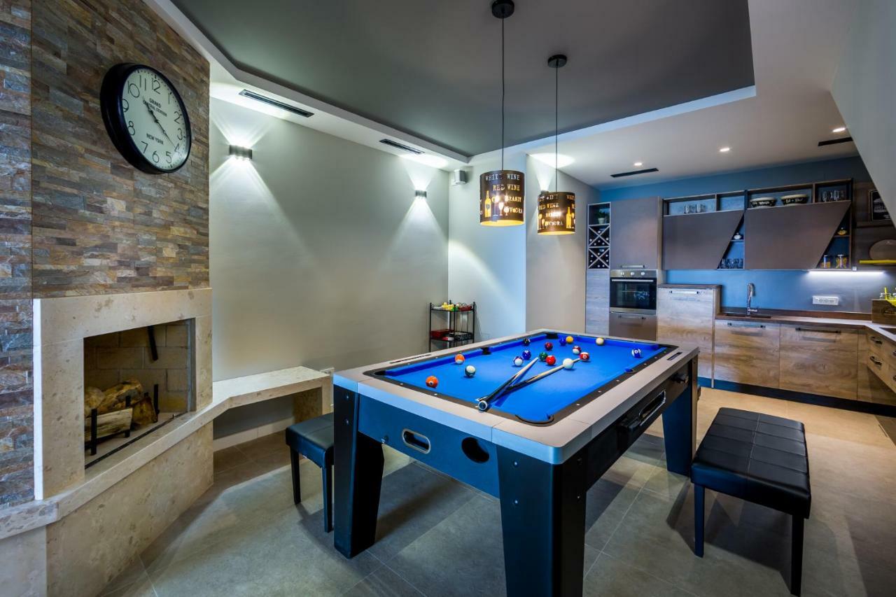 Vila Altavista - Seaview & Relax With Heated Pool & Minigolf Opatija
