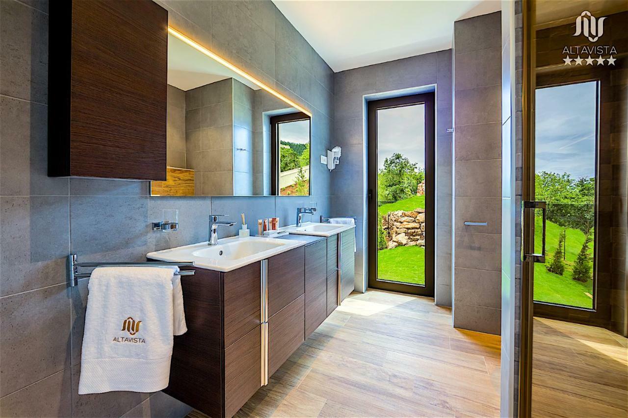 Altavista - Seaview & Relax With Heated Pool & Minigolf * Opatija