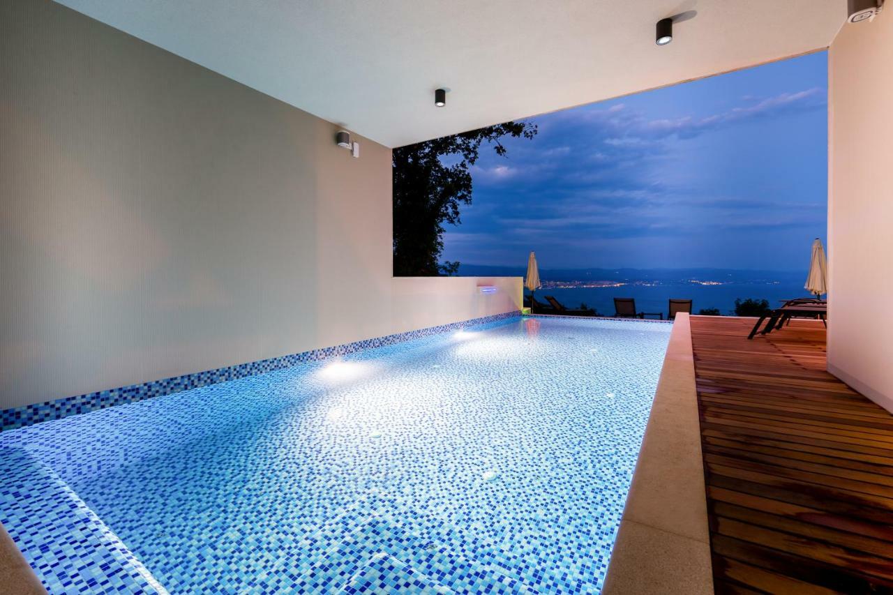 Altavista - Seaview & Relax With Heated Pool & Minigolf Vila