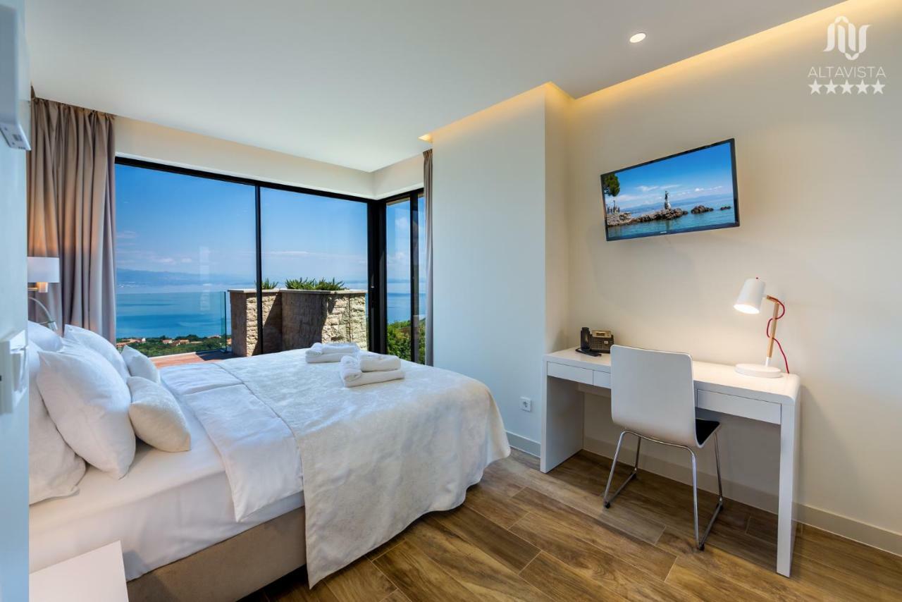 Altavista - Seaview & Relax With Heated Pool & Minigolf * Opatija