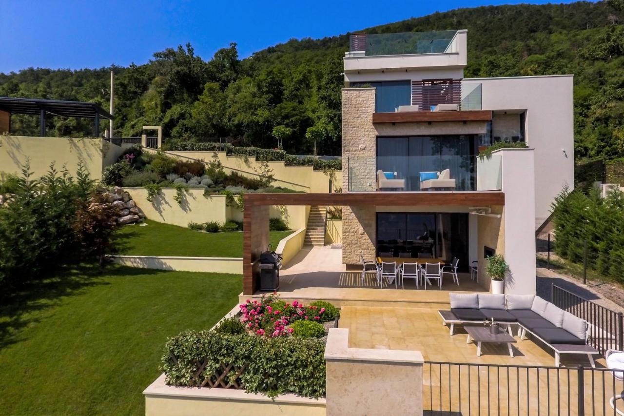 Altavista - Seaview & Relax With Heated Pool & Minigolf *