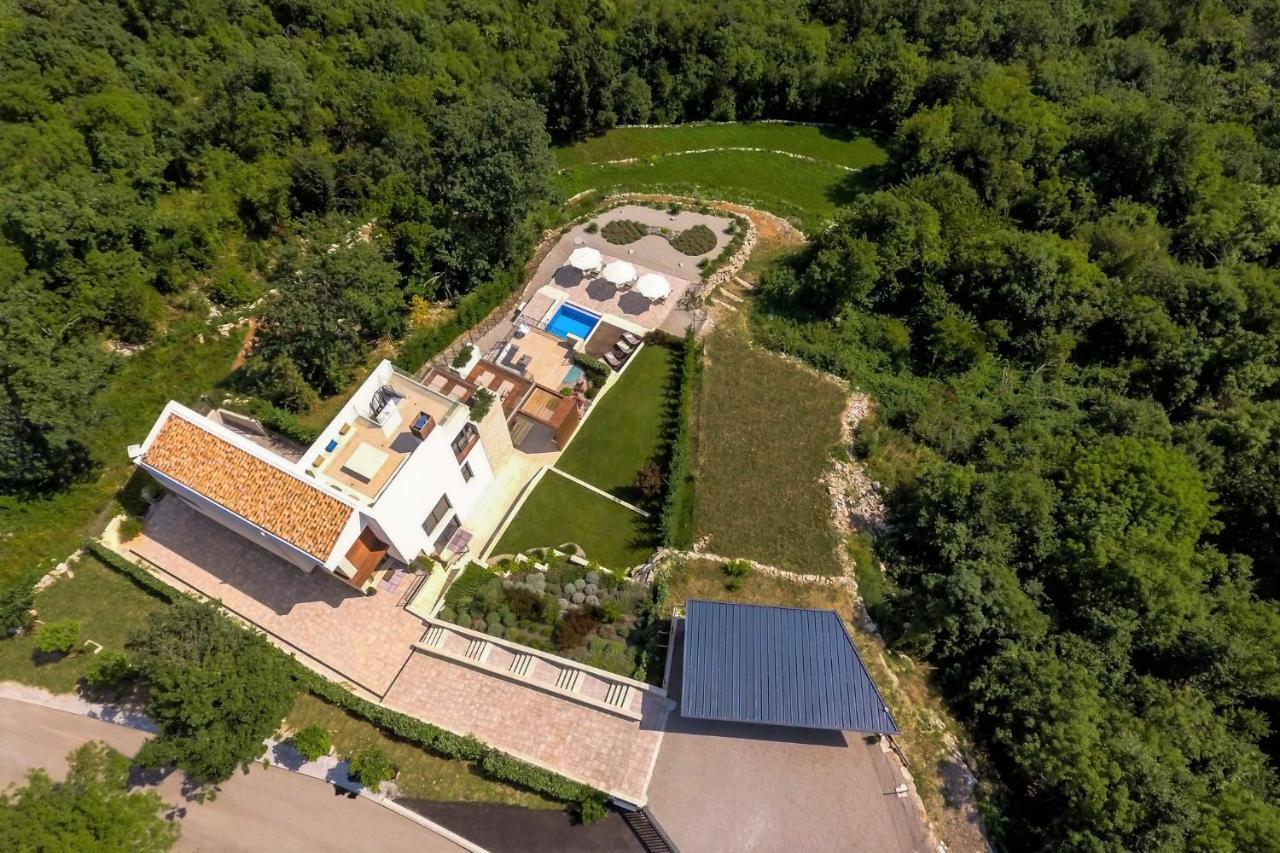 Altavista - Seaview & Relax With Heated Pool & Minigolf Vila *