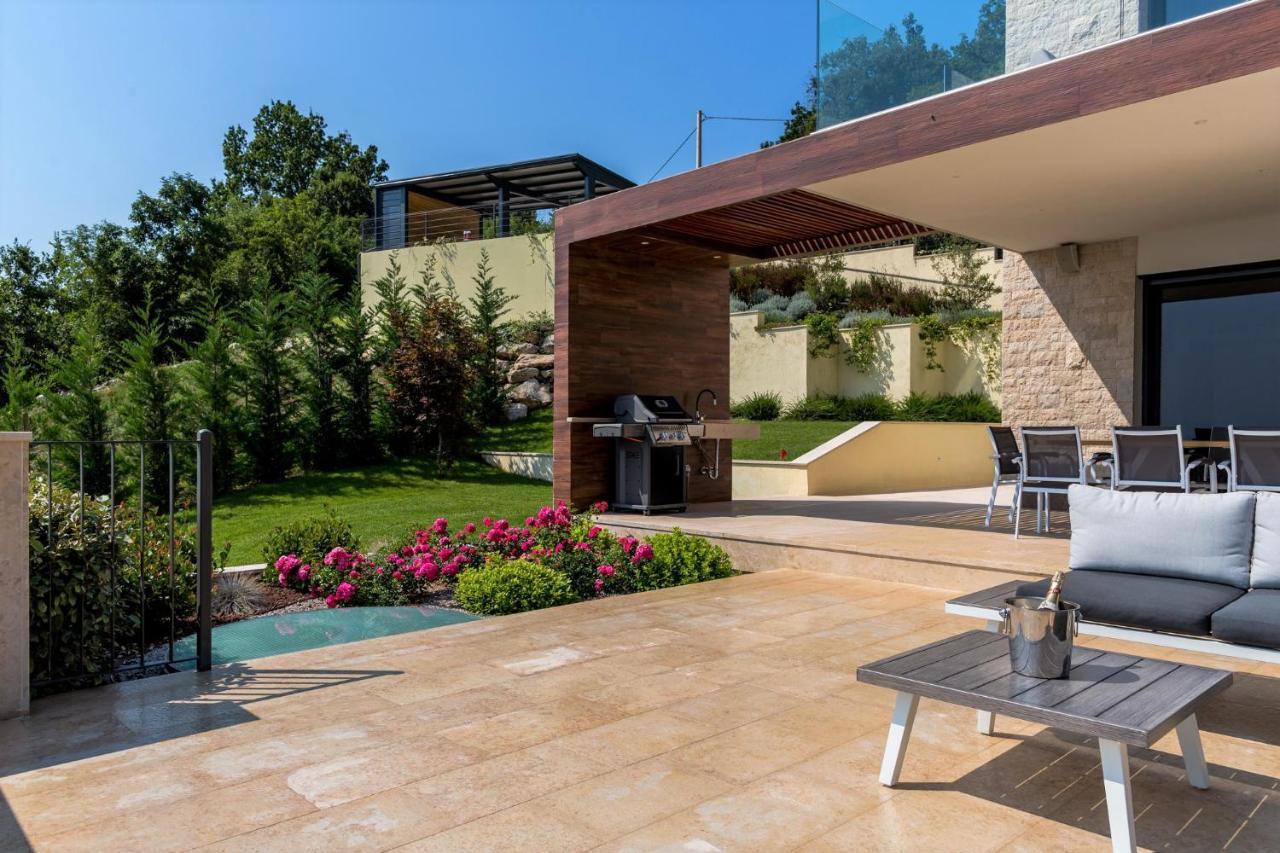 Altavista - Seaview & Relax With Heated Pool & Minigolf