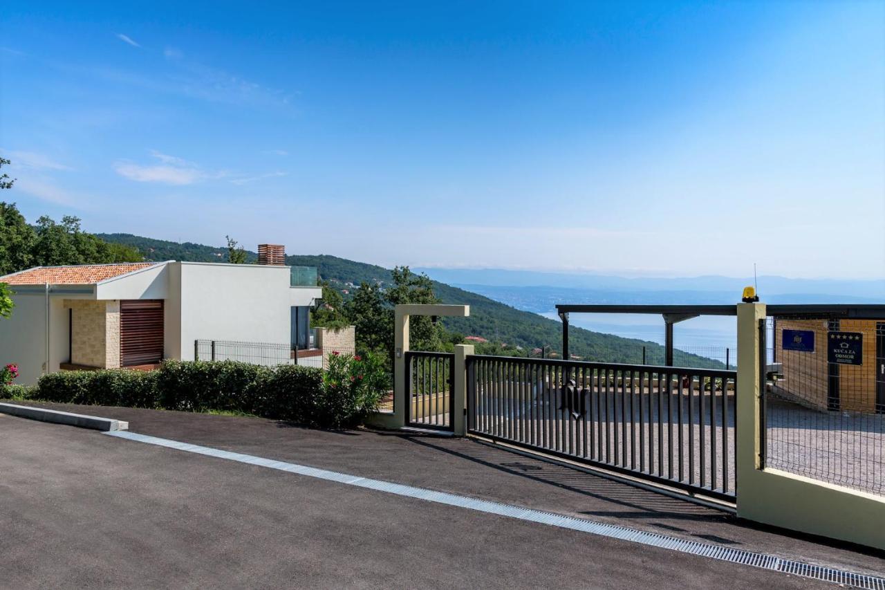 Altavista - Seaview & Relax With Heated Pool & Minigolf Vila